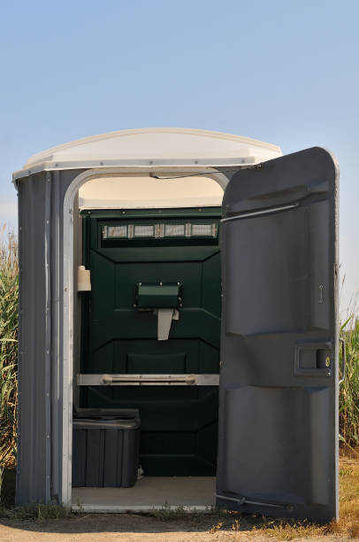 Best Wedding porta potty rental  in Mustang Ridge, TX